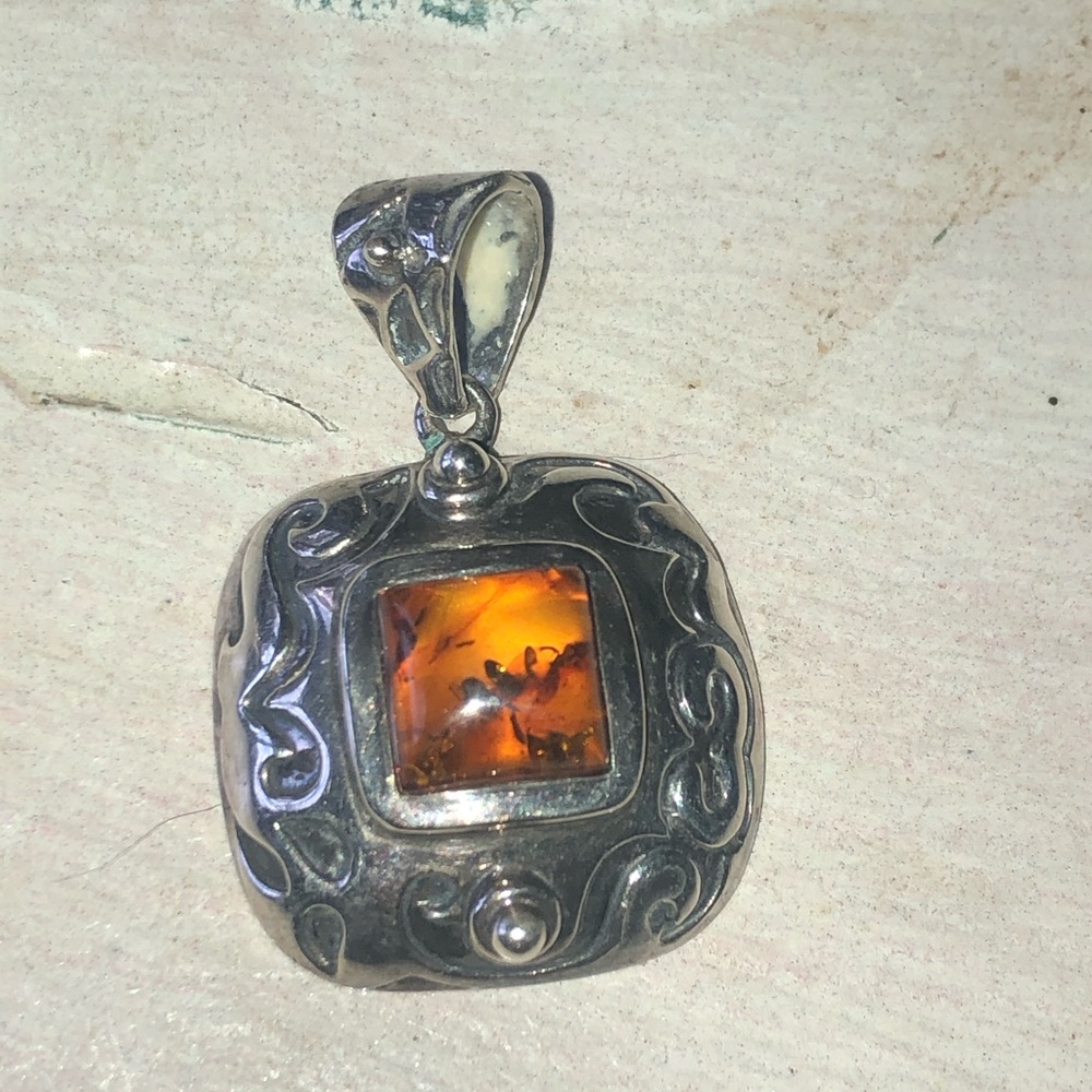 Silpada pendant